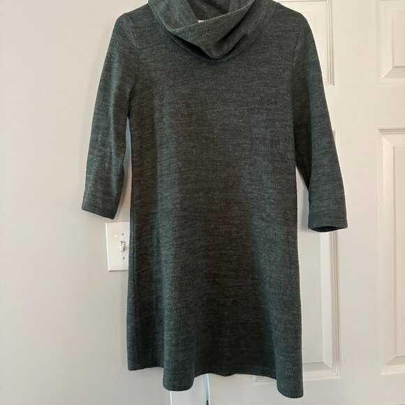 Kalleigh Dark Green Turtleneck Dress - Picture 2 of 5